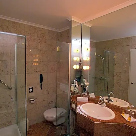 Kurpark-hotel 4*