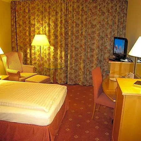 Kurpark-hotel 4* Bad Dürkheim