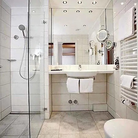 Hotel Kurpark-hotel 4*