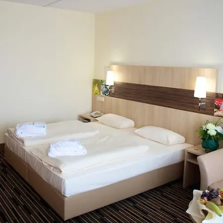 Kurpark-hotel 4*