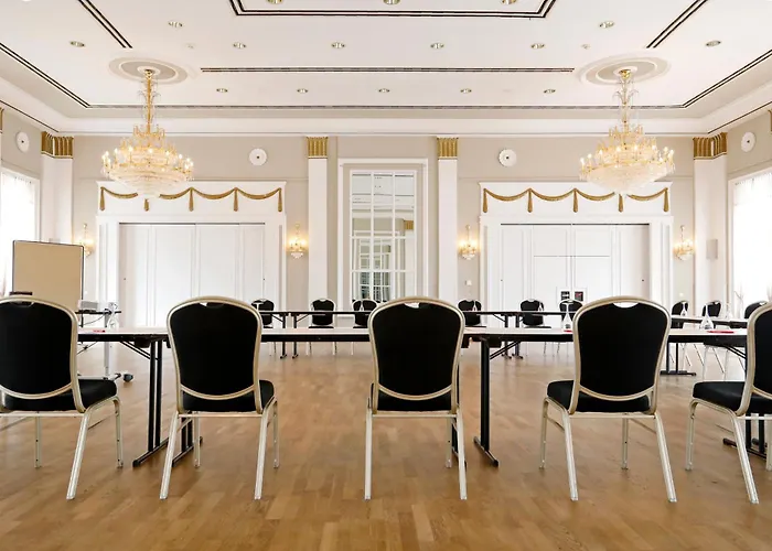 Kurpark-hotel Бад-Дюркхайм