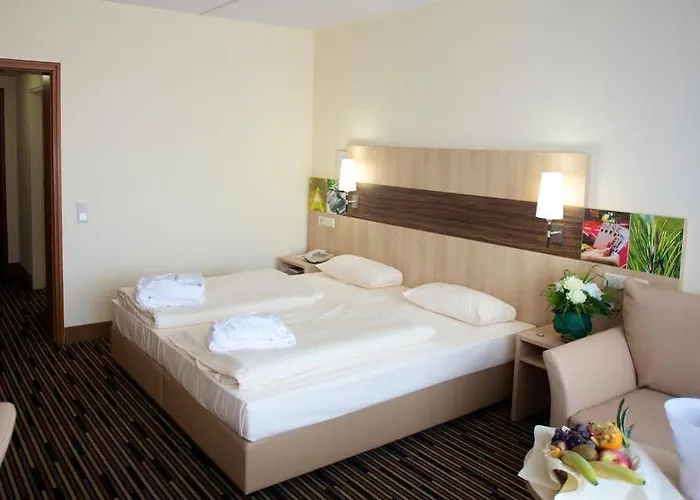 Kurpark-hotel 4*